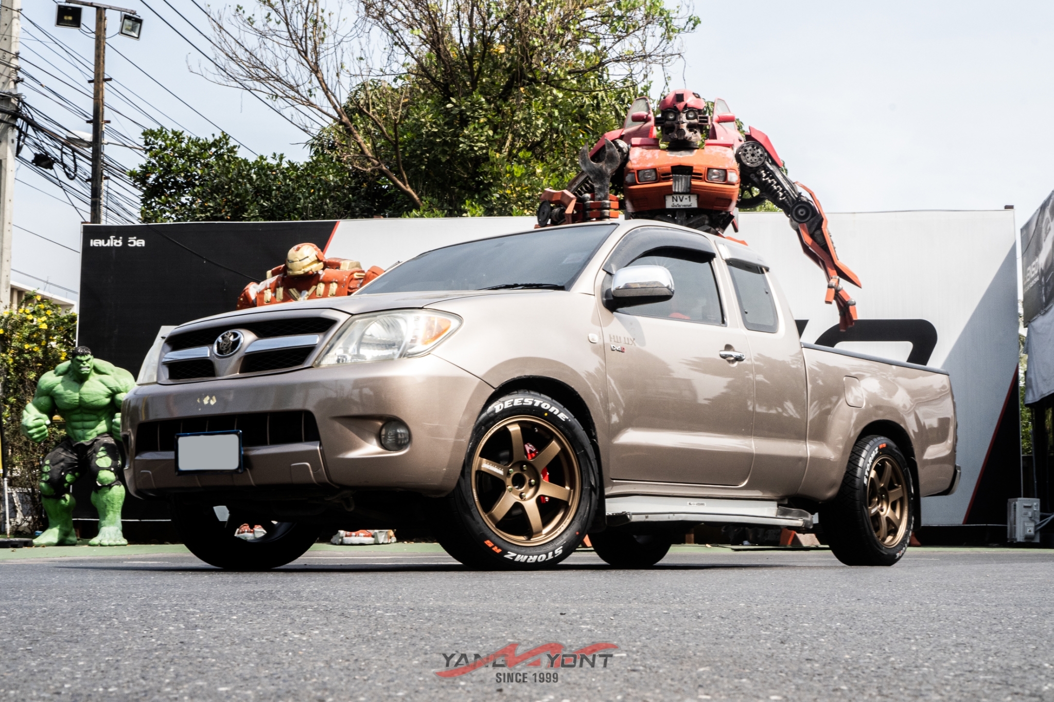 Toyota Vigo x NKPerformance x Deestone