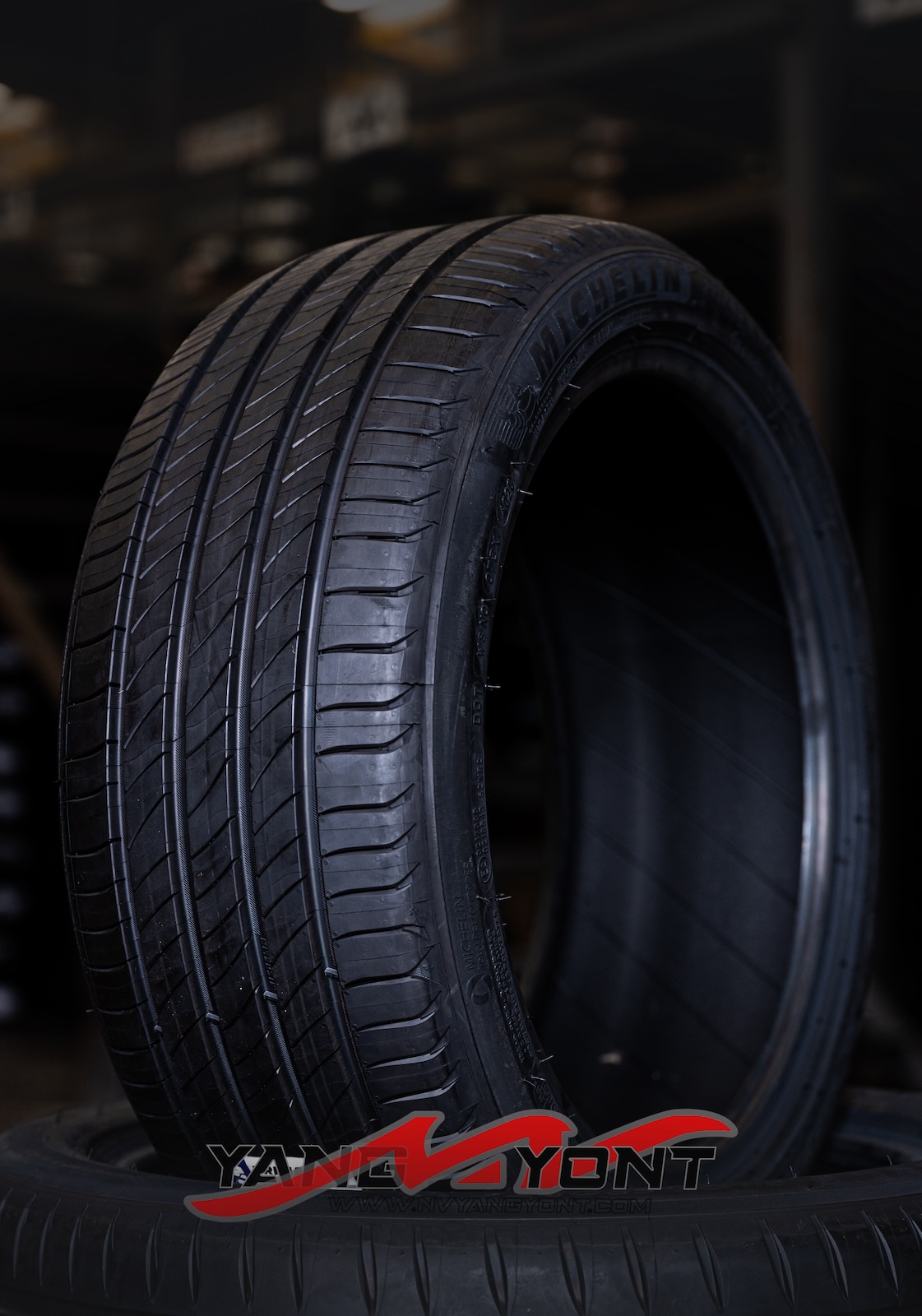 235/45R18 PRIMACY 4