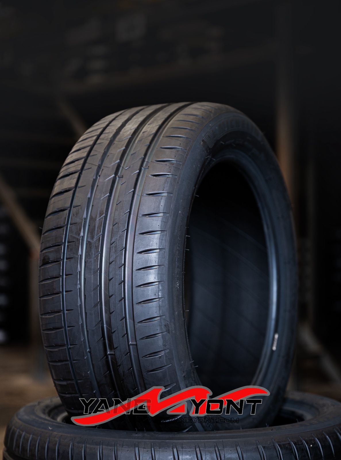 265/45R19 PILOT SPORT 4
